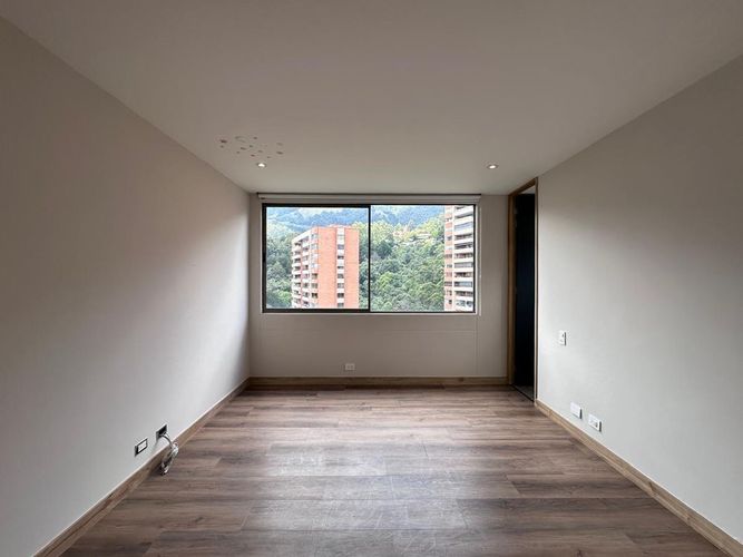 Apartamento de 3 alcobas en venta en El Poblado, Medellín, 220 m² · foto 12 de 20