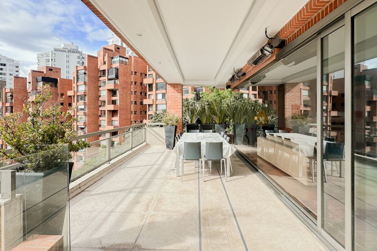Apartamento de 5 alcobas en venta en El Nogal, Bogotá, 780 m² · foto 5 de 24