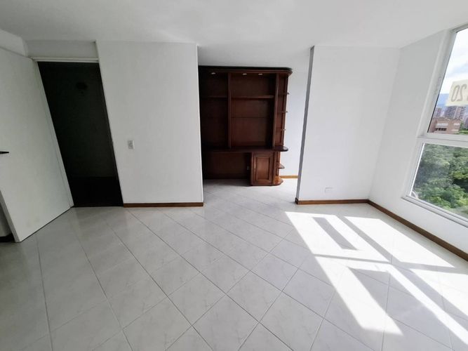 Apartamento de 30 alcobas en arriendo en Castropol, Medellín, 70 m² · foto 6 de 15