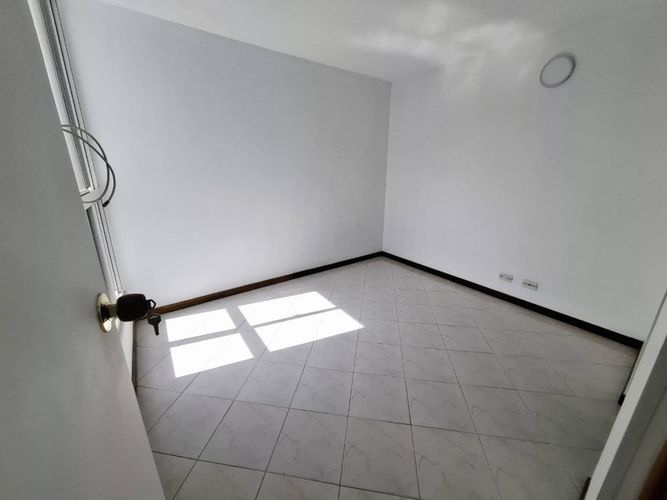 Apartamento de 30 alcobas en arriendo en Castropol, Medellín, 70 m² · foto 7 de 15