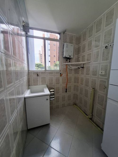 Apartamento de 30 alcobas en arriendo en Castropol, Medellín, 70 m² · foto 9 de 15