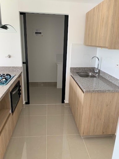 Apartamento en arriendo en Alto Del Medio, Rionegro · foto 2 de 14