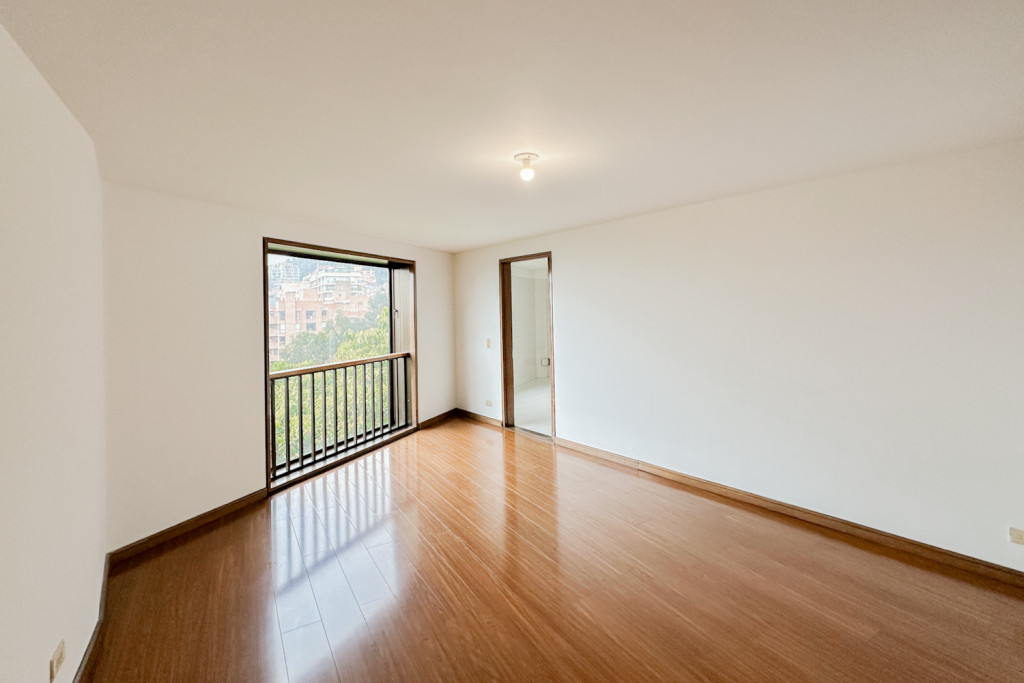 Apartamento en venta en Los Rosales, Bogotá · foto 5 de 20
