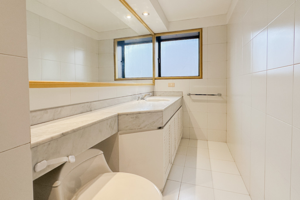 Apartamento en venta en Los Rosales, Bogotá · foto 19 de 20