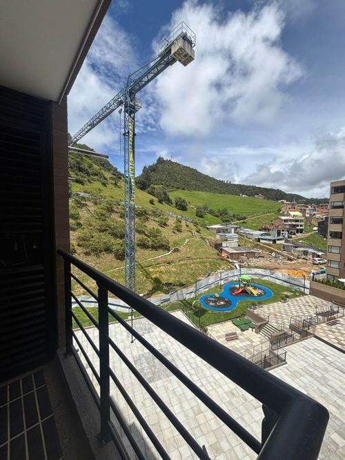Apartaestudio en venta en La Candelaria, Bogotá, 40 m² · foto 18 de 19