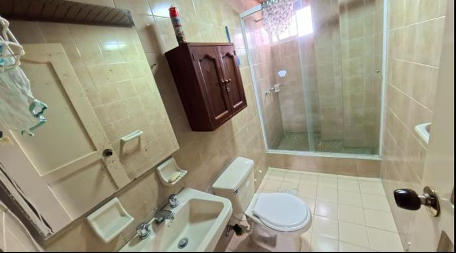 Apartamento de 4 alcobas en venta en Molinos Bajos, Floridablanca, 150 m² · foto 8 de 11
