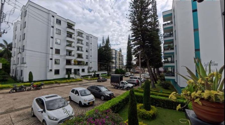 Apartamento de 4 alcobas en venta en Molinos Bajos, Floridablanca, 150 m² · foto 11 de 11