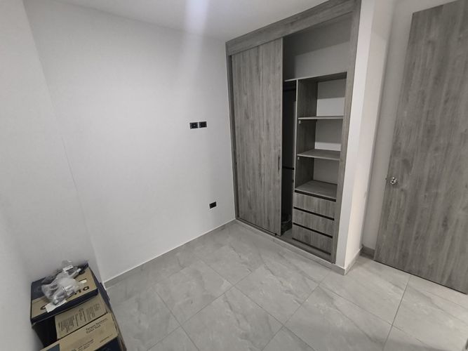 Apartamento de 2 alcobas en venta en Puerto Madero, Girón, 38 m² · foto 4 de 10