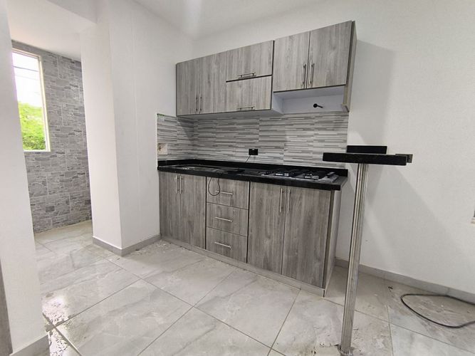 Apartamento de 2 alcobas en venta en Puerto Madero, Girón, 38 m² · foto 6 de 10