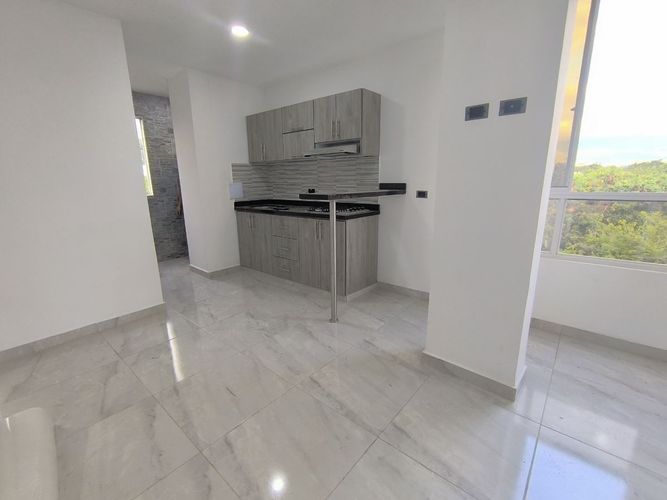 Apartamento de 2 alcobas en venta en Puerto Madero, Girón, 38 m² · foto 8 de 10