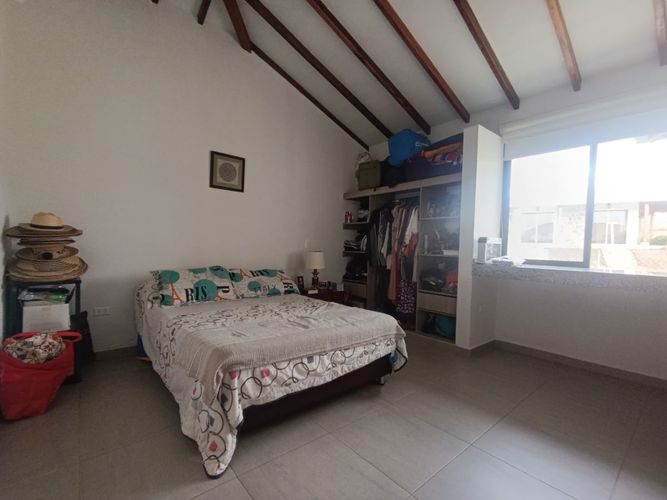 Casa de 6 alcobas en venta en Mesa De Los Santos, Piedecuesta, 439 m² · foto 7 de 24