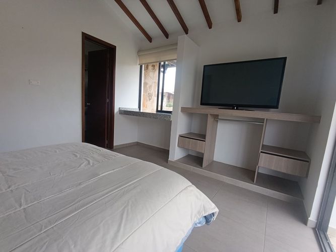 Casa de 6 alcobas en venta en Mesa De Los Santos, Piedecuesta, 439 m² · foto 11 de 24