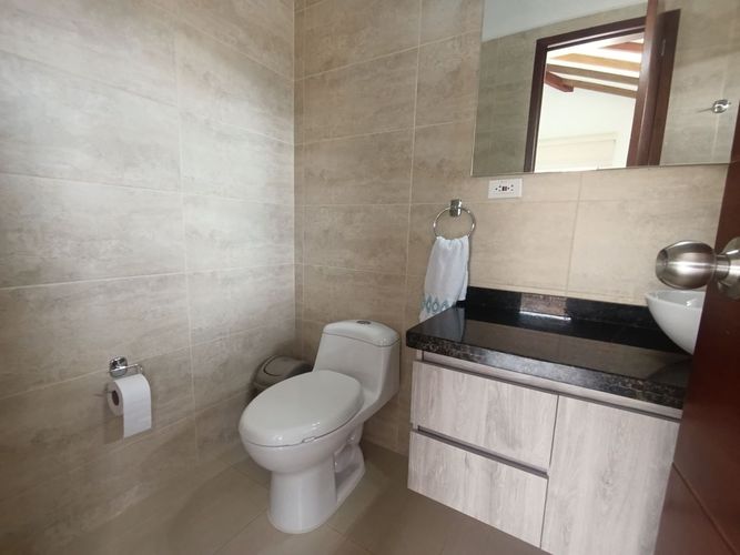Casa de 6 alcobas en venta en Mesa De Los Santos, Piedecuesta, 439 m² · foto 14 de 24