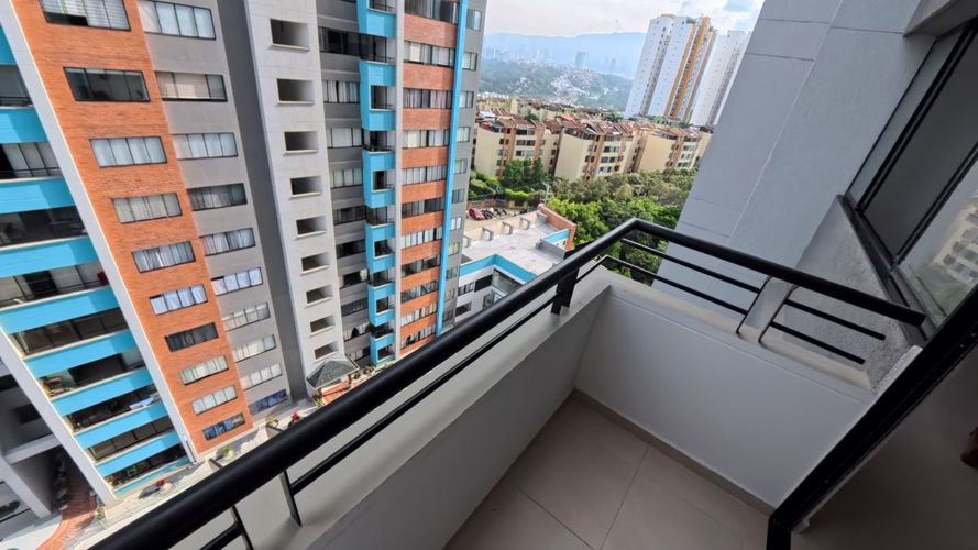 Apartamento de 3 alcobas en venta en Provenza, Bucaramanga, 75 m² · foto 12 de 16