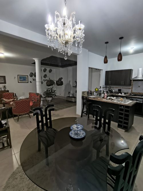 Edificio en venta en La Campiña, Cali, 691 m² · foto 3 de 8