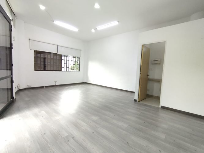 Local en arriendo en Las Vegas, Envigado, 40 m² · foto 2 de 12