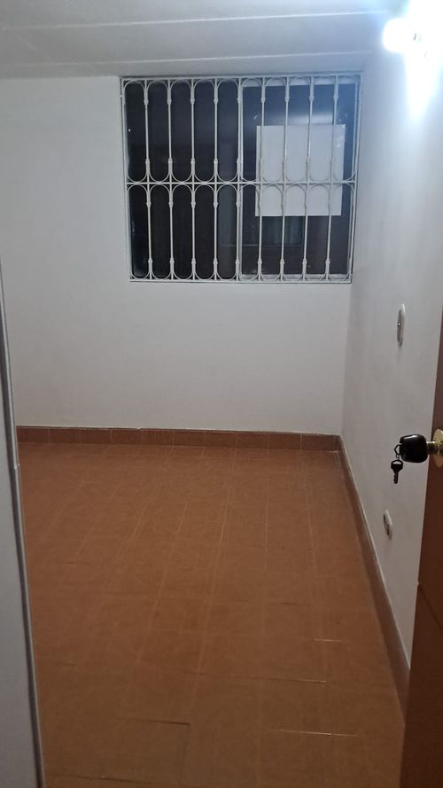 Apartamento en venta en Ismael Perdomo, Bogotá · foto 2 de 12