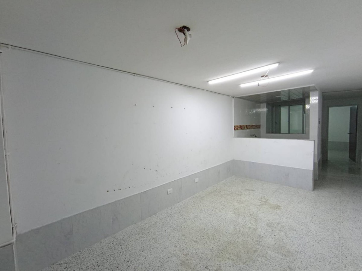 Casa en venta en Engativá, Bogotá · foto 2 de 13