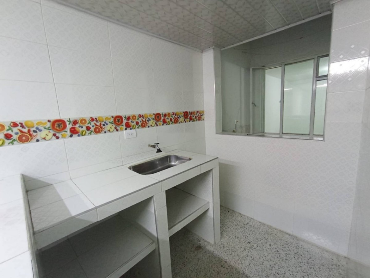 Casa en venta en Engativá, Bogotá · foto 8 de 13