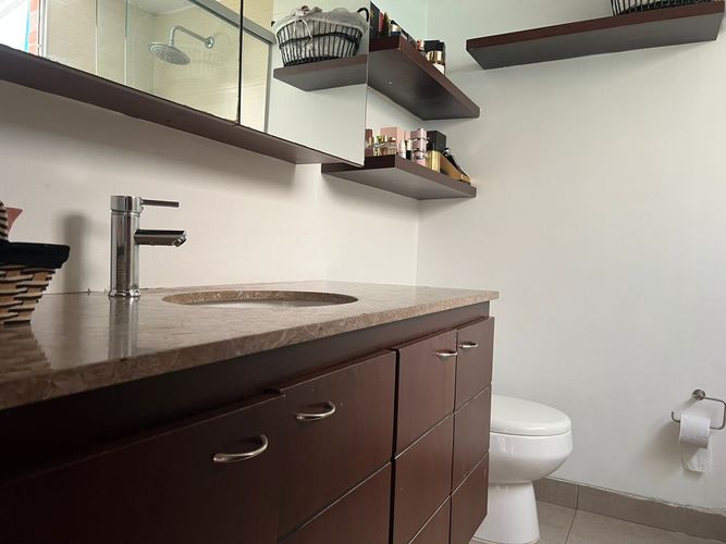 Casa de 3 alcobas en venta en Loma Del Chocho, Envigado, 198 m² · foto 16 de 16