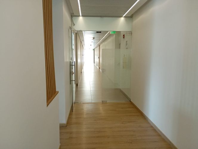 Oficina en arriendo en El Poblado, Medellín, 243 m² · foto 10 de 19