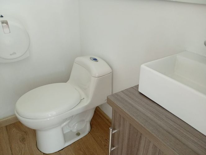 Oficina en arriendo en El Poblado, Medellín, 243 m² · foto 19 de 19