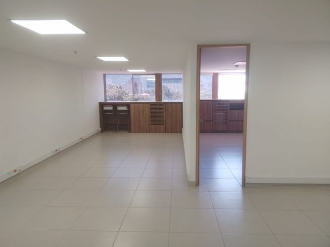 Oficina en venta en Naranjal, Medellín, 75 m² · foto 9 de 16