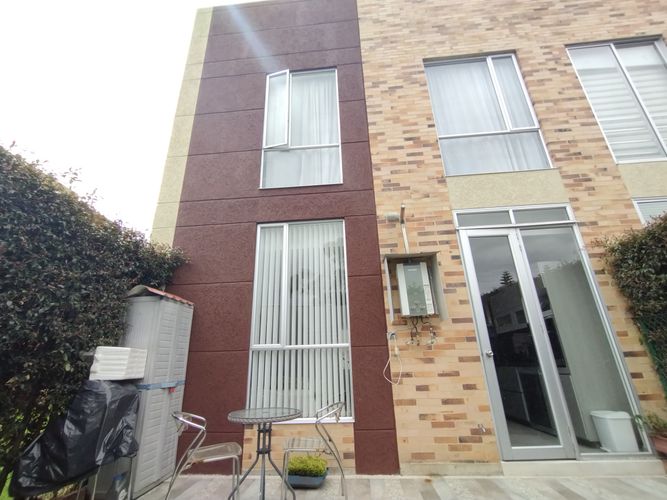 Casa de 3 alcobas en venta en Tiquiza, Chía, 130 m² · foto 2 de 24