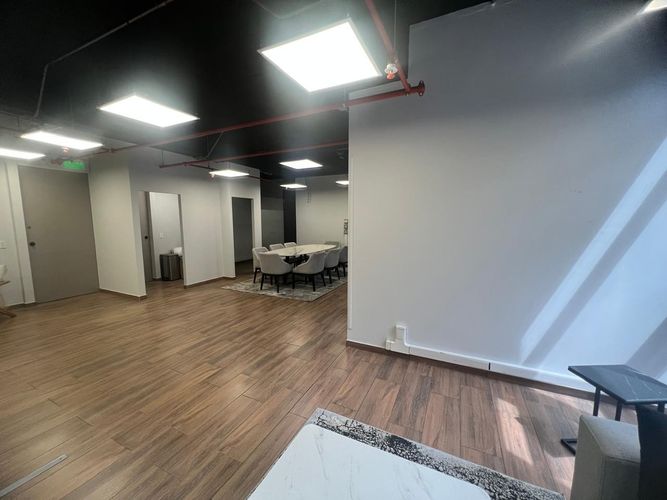 Oficina en arriendo en El Poblado, Medellín, 90 m² · foto 12 de 19