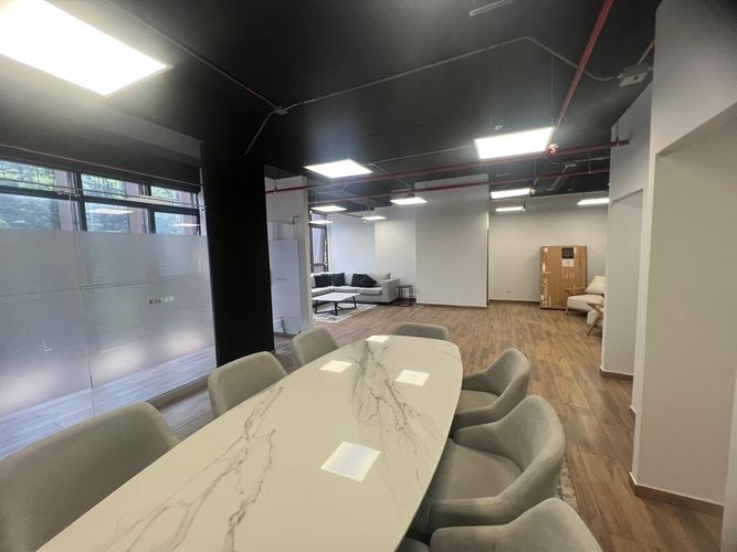 Oficina en arriendo en El Poblado, Medellín, 90 m² · foto 9 de 19