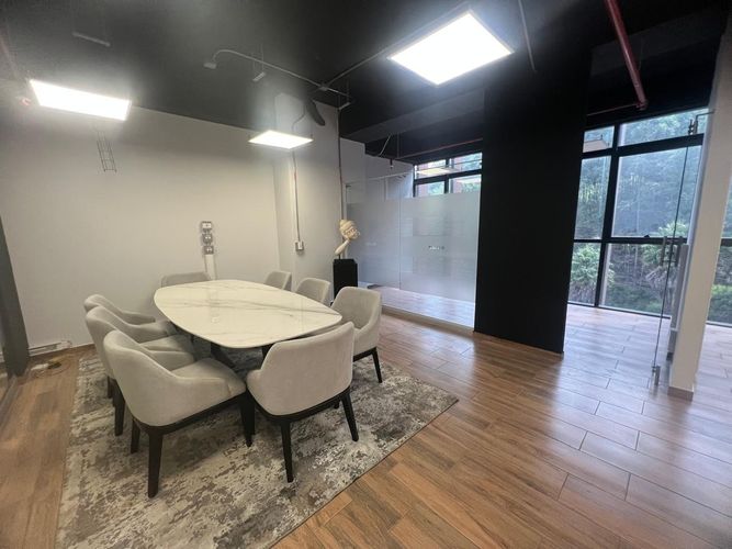 Oficina en arriendo en El Poblado, Medellín, 90 m² · foto 10 de 19