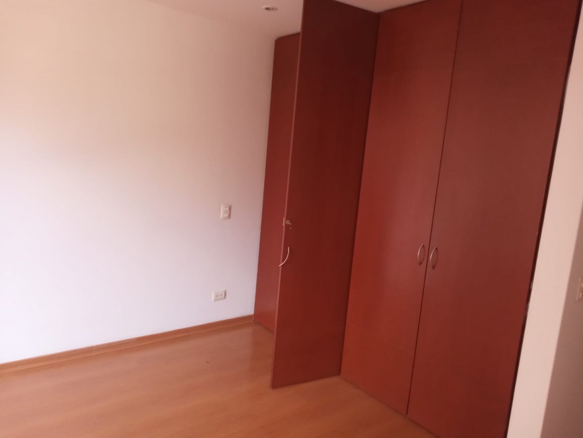 Apartamento en venta en San Patricio, Bogotá · foto 8 de 16
