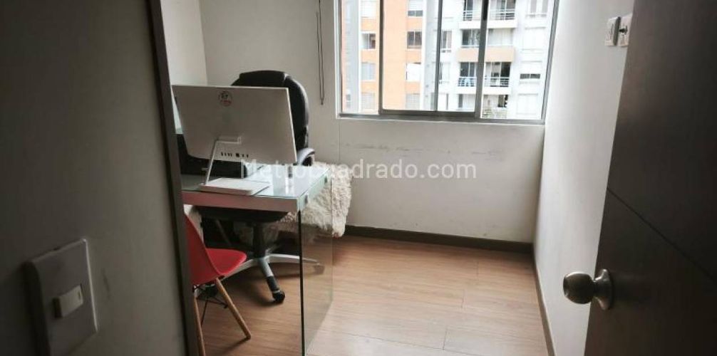 Apartamento de 3 alcobas en venta en Bavaria, Bogotá, 77 m² · foto 7 de 17