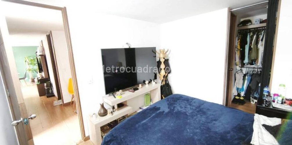 Apartamento de 3 alcobas en venta en Bavaria, Bogotá, 77 m² · foto 11 de 17