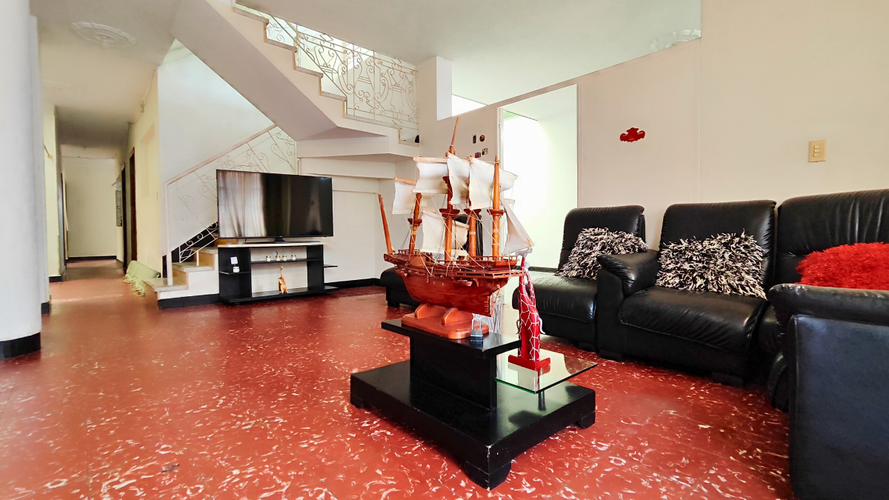 Casa de 11 alcobas en venta en San Alonso, Bucaramanga, 550 m² · foto 3 de 24