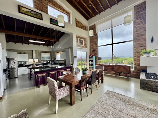 Casa de 3 alcobas en venta en Yerbabuena, Sopó, 450 m² · foto 4 de 24