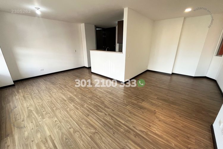 Apartamento de 3 alcobas en arriendo en Loma Del Esmeraldal, Envigado, 80 m² · foto 3 de 24