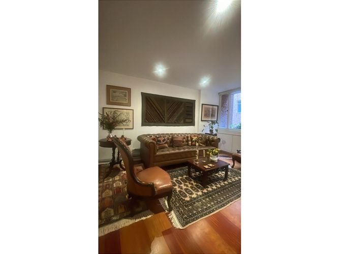 Apartamento de 3 alcobas en venta en El Nogal, Bogotá, 144 m² · foto 2 de 20