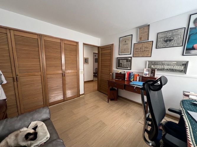 Apartamento de 3 alcobas en venta en La Carolina, Bogotá, 180 m² · foto 23 de 23