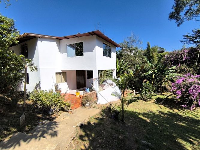 Casa de 18 alcobas en venta en Ruitoque, Piedecuesta, 440 m² · foto 17 de 24
