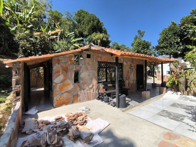 Casa de 18 alcobas en venta en Ruitoque, Piedecuesta, 440 m² · foto 19 de 24