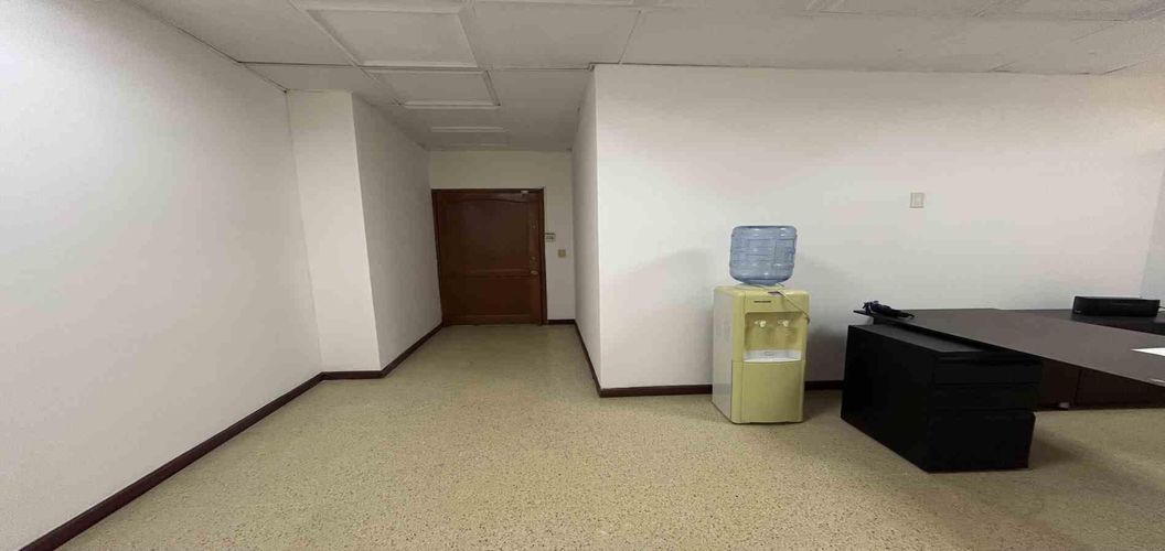 Oficina en arriendo en Sector Plaza De Bolivar, Pereira, 37 m² · foto 2 de 13