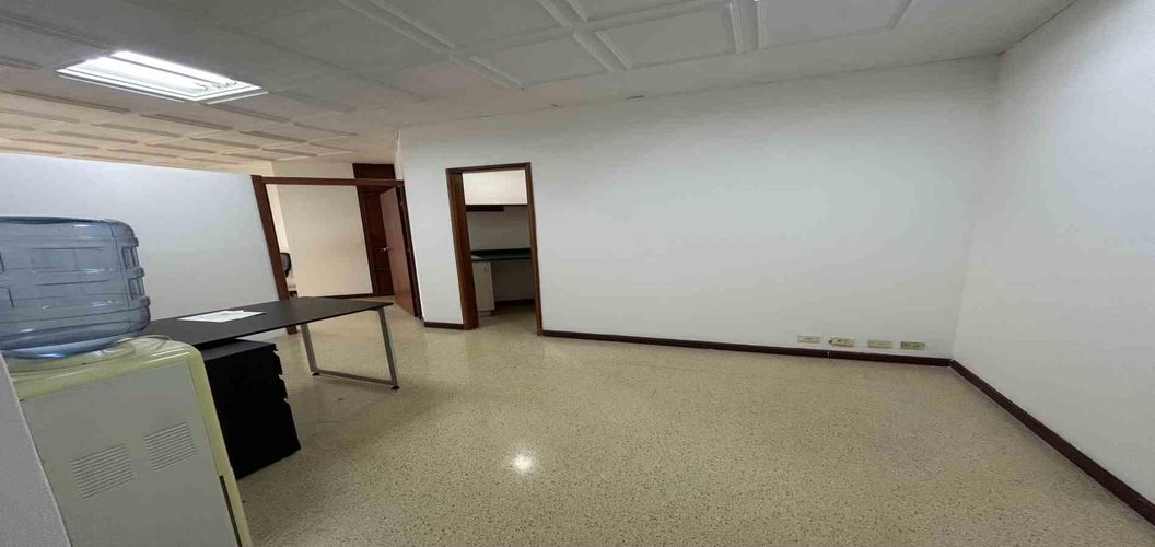 Oficina en arriendo en Sector Plaza De Bolivar, Pereira, 37 m² · foto 3 de 13