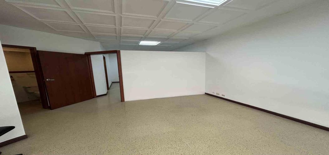 Oficina en arriendo en Sector Plaza De Bolivar, Pereira, 37 m² · foto 8 de 13