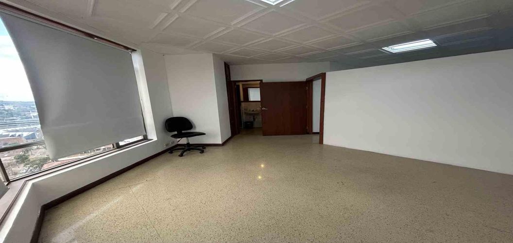 Oficina en arriendo en Sector Plaza De Bolivar, Pereira, 37 m² · foto 9 de 13