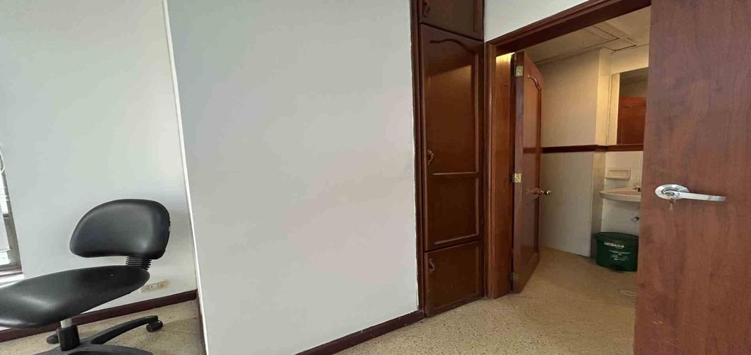 Oficina en arriendo en Sector Plaza De Bolivar, Pereira, 37 m² · foto 13 de 13