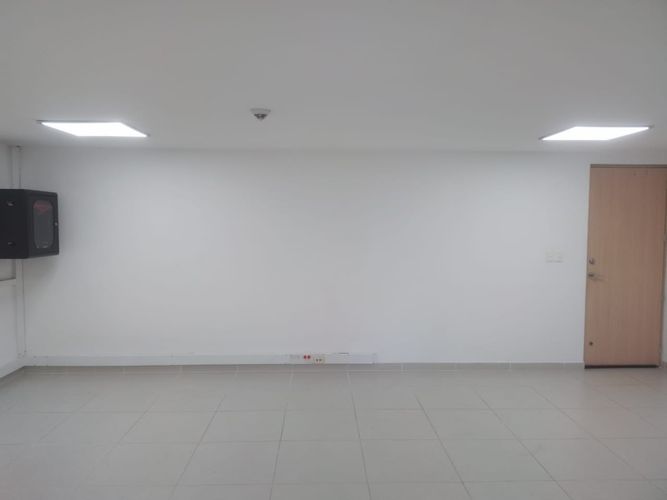 Oficina en venta en Naranjal, Medellín, 75 m² · foto 9 de 16