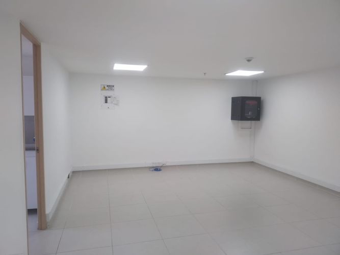 Oficina en venta en Naranjal, Medellín, 75 m² · foto 6 de 16