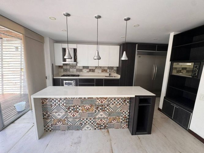 Casa de 4 alcobas en venta en El Porvenir, Rionegro, 220 m² · foto 3 de 24