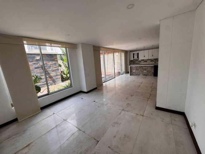 Casa de 4 alcobas en venta en El Porvenir, Rionegro, 220 m² · foto 21 de 24